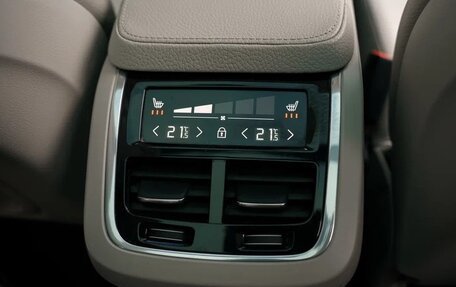 Volvo XC90 II рестайлинг, 2018 год, 3 300 000 рублей, 7 фотография