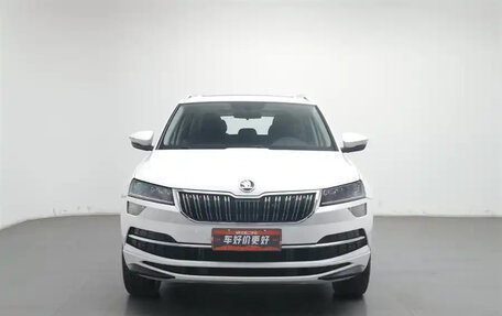 Skoda Karoq I, 2022 год, 2 100 000 рублей, 2 фотография