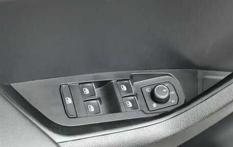 Skoda Karoq I, 2022 год, 2 100 000 рублей, 7 фотография