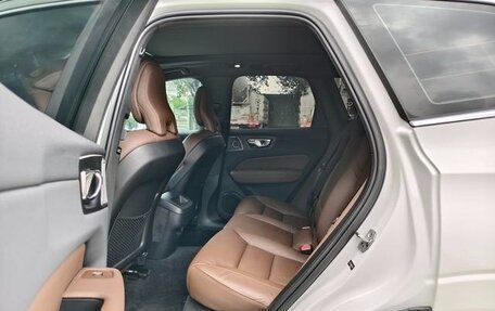 Volvo XC60 II, 2022 год, 3 124 000 рублей, 10 фотография