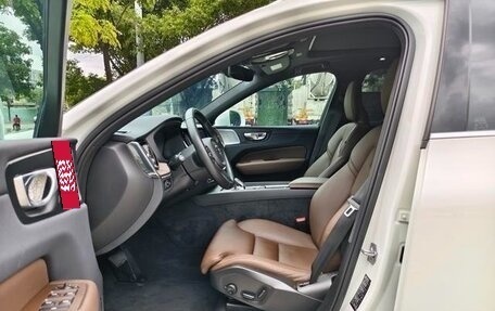 Volvo XC60 II, 2022 год, 3 124 000 рублей, 8 фотография