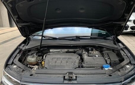 Volkswagen Tiguan II, 2022 год, 2 775 000 рублей, 20 фотография