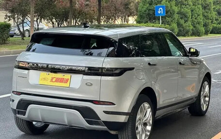 Land Rover Range Rover Evoque II, 2022 год, 3 132 000 рублей, 5 фотография