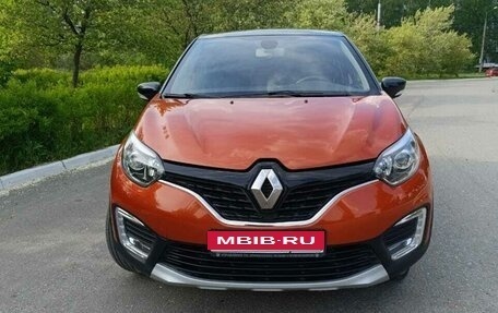 Renault Kaptur I рестайлинг, 2017 год, 1 560 000 рублей, 3 фотография
