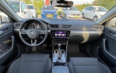 Skoda Superb III рестайлинг, 2019 год, 2 799 000 рублей, 11 фотография