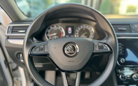 Skoda Superb III рестайлинг, 2019 год, 2 799 000 рублей, 18 фотография
