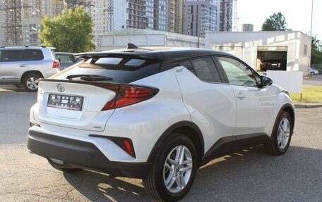 Toyota C-HR I рестайлинг, 2022 год, 4 490 000 рублей, 3 фотография