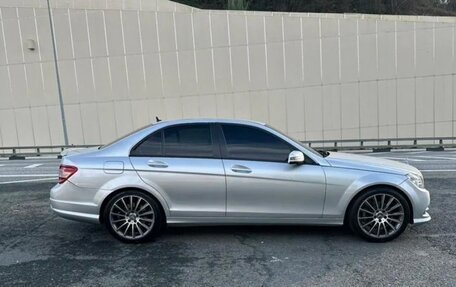 Mercedes-Benz C-Класс, 2009 год, 1 000 000 рублей, 3 фотография