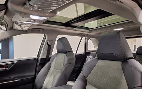 Toyota RAV4, 2024 год, 3 900 000 рублей, 20 фотография