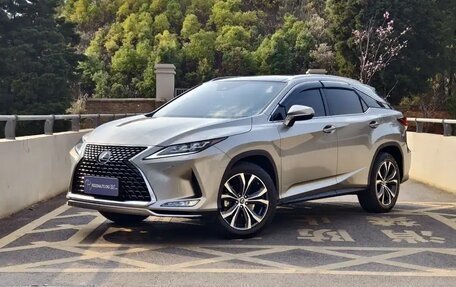 Lexus RX IV рестайлинг, 2021 год, 4 550 000 рублей, 1 фотография