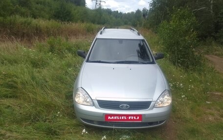 Hyundai Solaris II рестайлинг, 2011 год, 700 000 рублей, 1 фотография