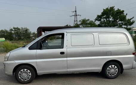 Hyundai H-1 II рестайлинг, 2007 год, 800 000 рублей, 6 фотография