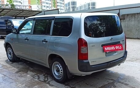 Toyota Probox I, 2005 год, 599 000 рублей, 26 фотография
