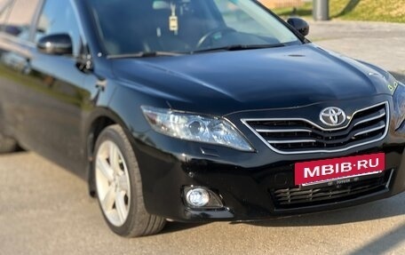 Toyota Camry, 2010 год, 1 800 000 рублей, 12 фотография