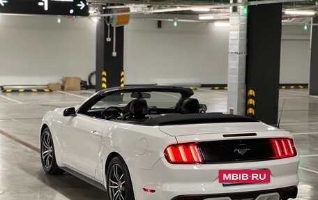 Ford Mustang VI рестайлинг, 2017 год, 1 985 000 рублей, 4 фотография