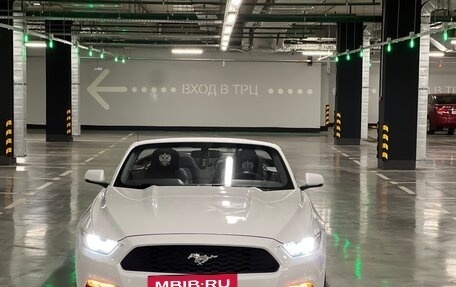 Ford Mustang VI рестайлинг, 2017 год, 1 985 000 рублей, 11 фотография