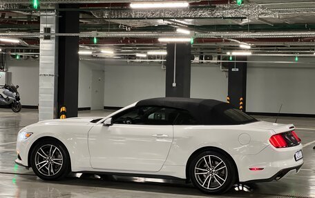 Ford Mustang VI рестайлинг, 2017 год, 1 985 000 рублей, 22 фотография
