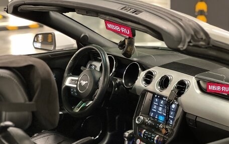 Ford Mustang VI рестайлинг, 2017 год, 1 985 000 рублей, 14 фотография