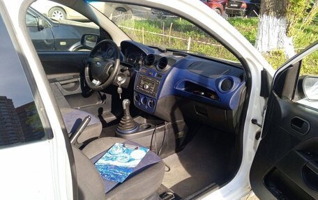 Ford Fiesta, 2007 год, 290 000 рублей, 10 фотография
