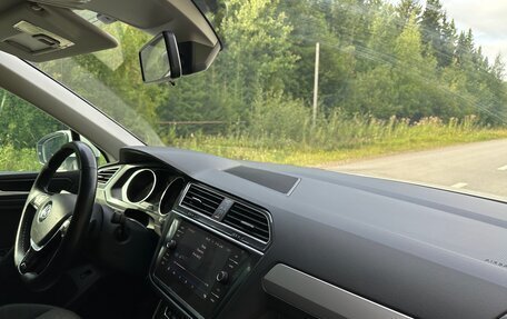 Volkswagen Tiguan II, 2019 год, 2 750 000 рублей, 5 фотография