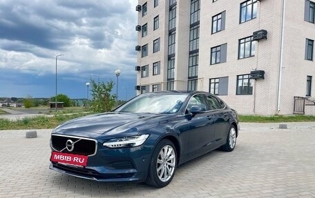 Volvo S90 II рестайлинг, 2017 год, 2 450 000 рублей, 3 фотография
