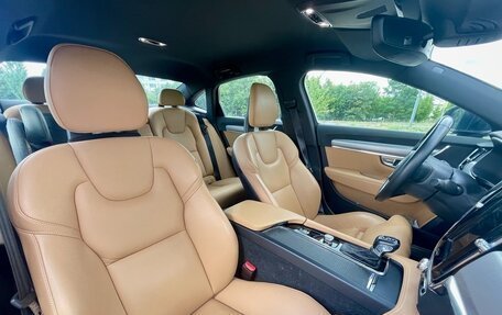 Volvo S90 II рестайлинг, 2017 год, 2 450 000 рублей, 13 фотография
