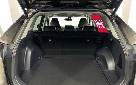 Toyota RAV4, 2021 год, 2 795 000 рублей, 18 фотография