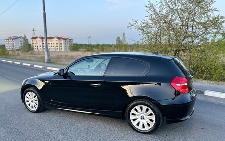 BMW 1 серия, 2011 год, 860 000 рублей, 4 фотография