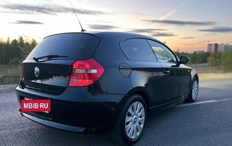 BMW 1 серия, 2011 год, 860 000 рублей, 7 фотография