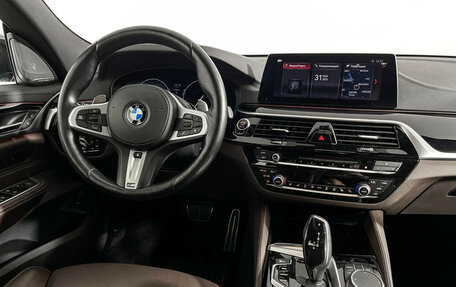 BMW 6 серия, 2018 год, 4 490 000 рублей, 15 фотография