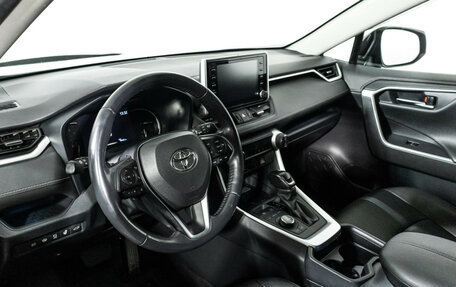 Toyota RAV4, 2020 год, 3 340 000 рублей, 11 фотография