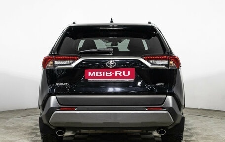 Toyota RAV4, 2020 год, 3 340 000 рублей, 6 фотография