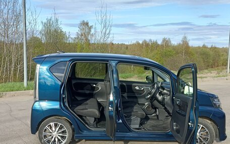Daihatsu Move VI рестайлинг, 2018 год, 940 000 рублей, 27 фотография