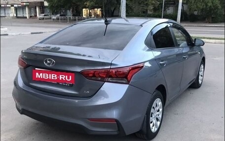 Hyundai Solaris II рестайлинг, 2017 год, 1 230 000 рублей, 4 фотография