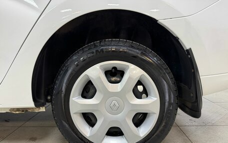 Renault Logan II, 2018 год, 899 000 рублей, 9 фотография