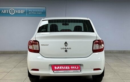 Renault Logan II, 2018 год, 899 000 рублей, 6 фотография