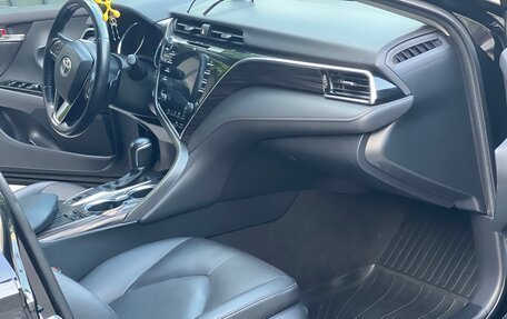Toyota Camry, 2020 год, 3 300 000 рублей, 7 фотография