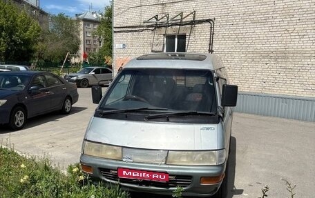 Toyota Town Ace III, 1993 год, 450 000 рублей, 1 фотография