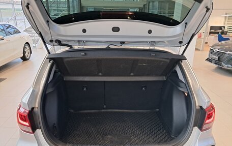 KIA Rio IV, 2021 год, 1 745 000 рублей, 10 фотография