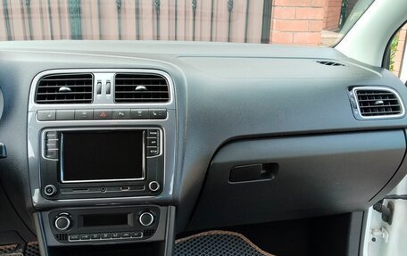Volkswagen Polo VI (EU Market), 2018 год, 1 250 000 рублей, 5 фотография