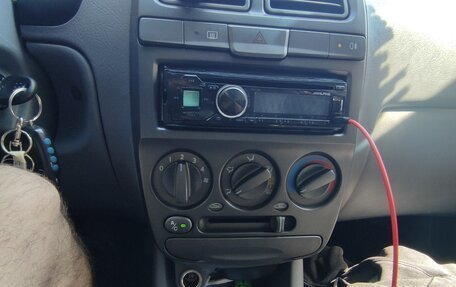 Hyundai Accent II, 2006 год, 335 000 рублей, 2 фотография