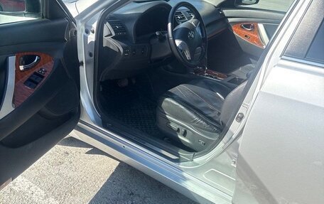 Toyota Camry, 2011 год, 1 150 000 рублей, 4 фотография