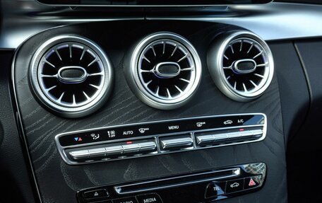 Mercedes-Benz C-Класс, 2017 год, 2 750 000 рублей, 13 фотография