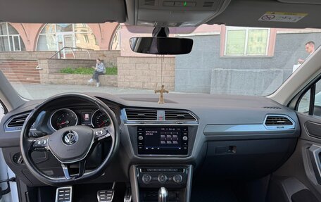 Volkswagen Tiguan II, 2018 год, 2 460 000 рублей, 5 фотография