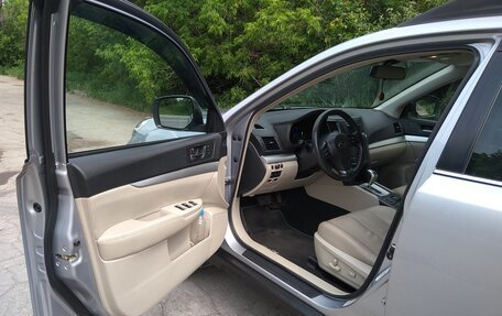 Subaru Outback IV рестайлинг, 2014 год, 2 000 000 рублей, 2 фотография