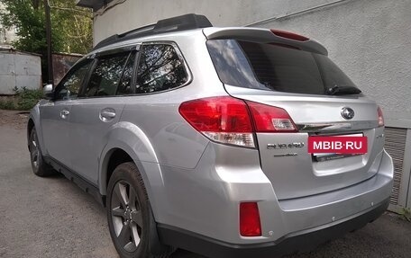 Subaru Outback IV рестайлинг, 2014 год, 2 000 000 рублей, 5 фотография