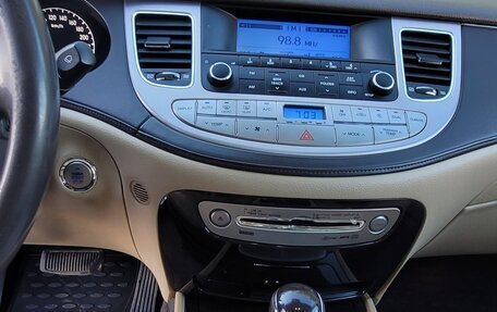 Hyundai Genesis I рестайлинг, 2008 год, 1 170 000 рублей, 27 фотография