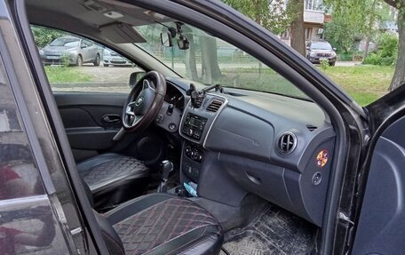 Renault Sandero II рестайлинг, 2020 год, 1 000 000 рублей, 15 фотография