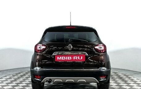 Renault Kaptur I рестайлинг, 2017 год, 1 347 000 рублей, 6 фотография