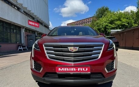 Cadillac XT5 I рестайлинг, 2016 год, 2 850 000 рублей, 1 фотография